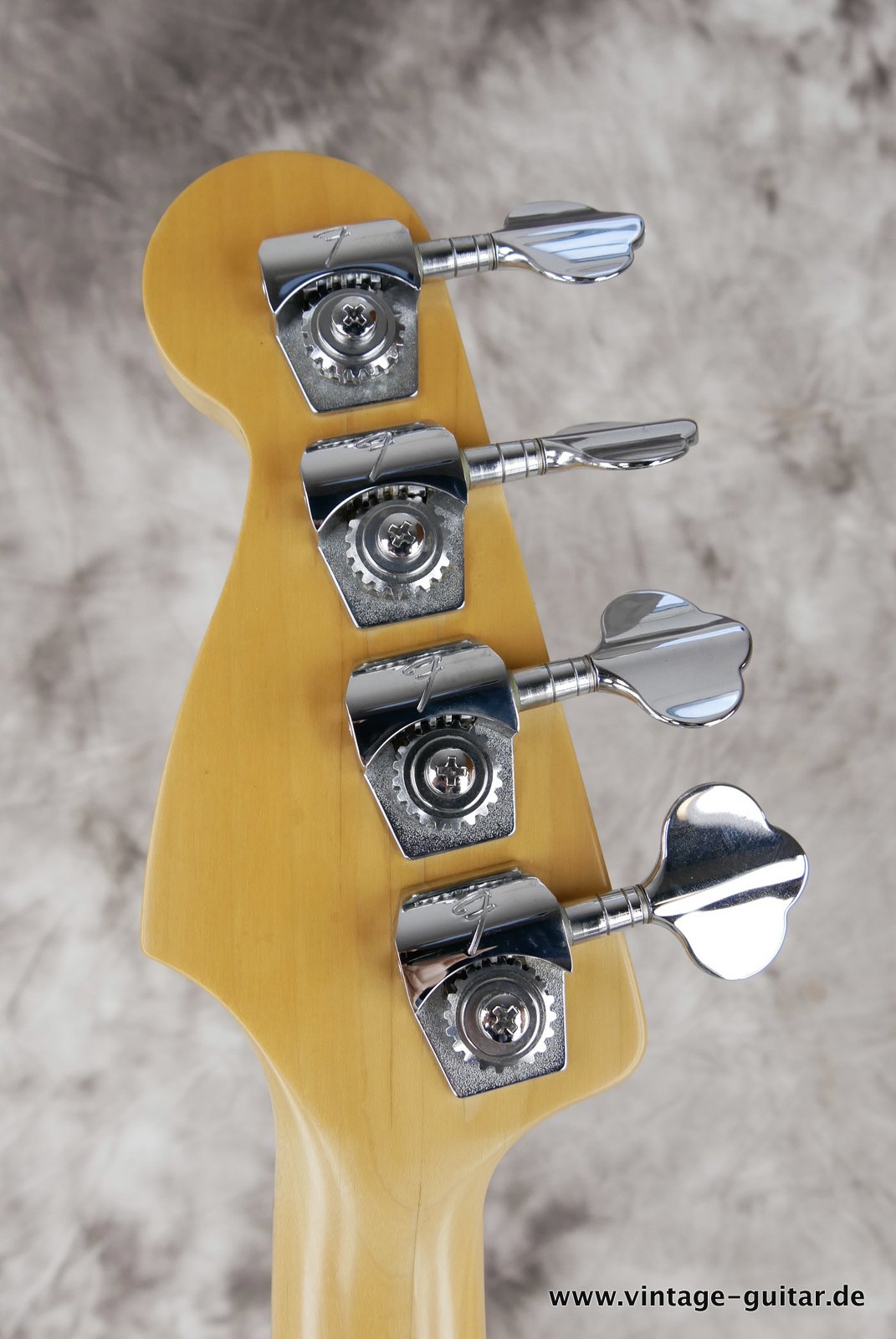Fender Precision-Bass-1994-limited-edition-black-010.JPG
